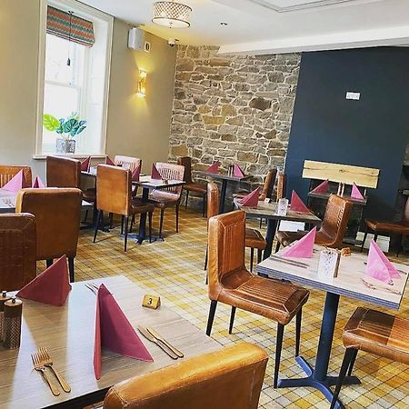 Tredegar Arms Hotel エクステリア 写真
