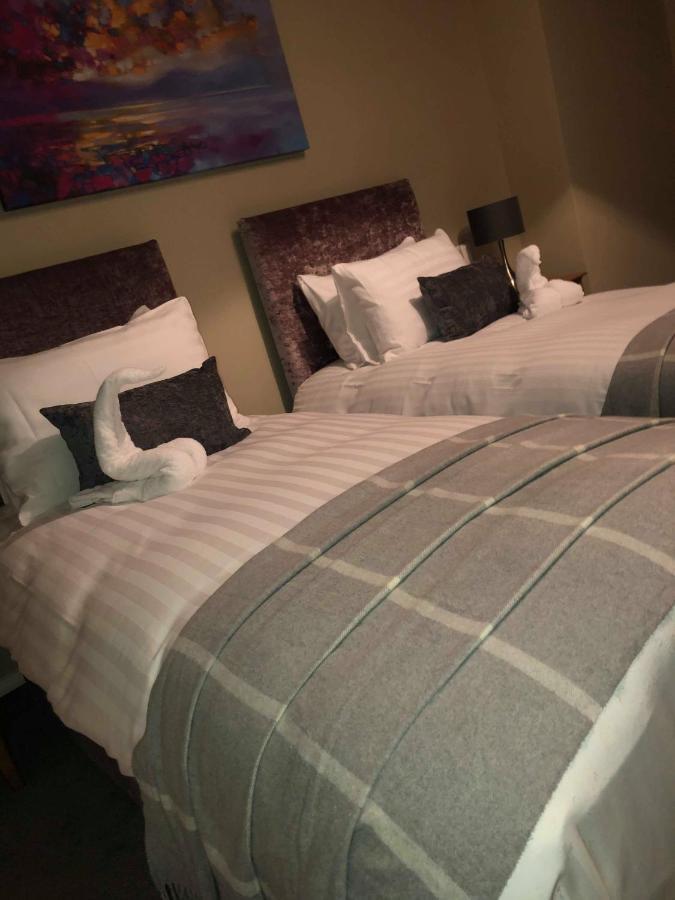 Tredegar Arms Hotel エクステリア 写真